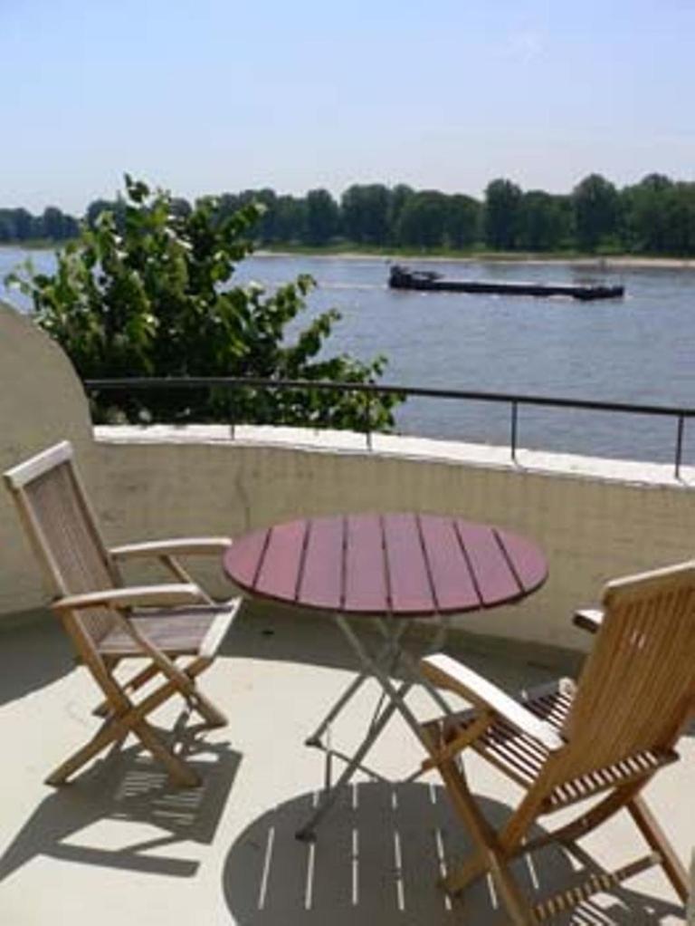 Schnellenburg Hotel Dusseldorf Ngoại thất bức ảnh