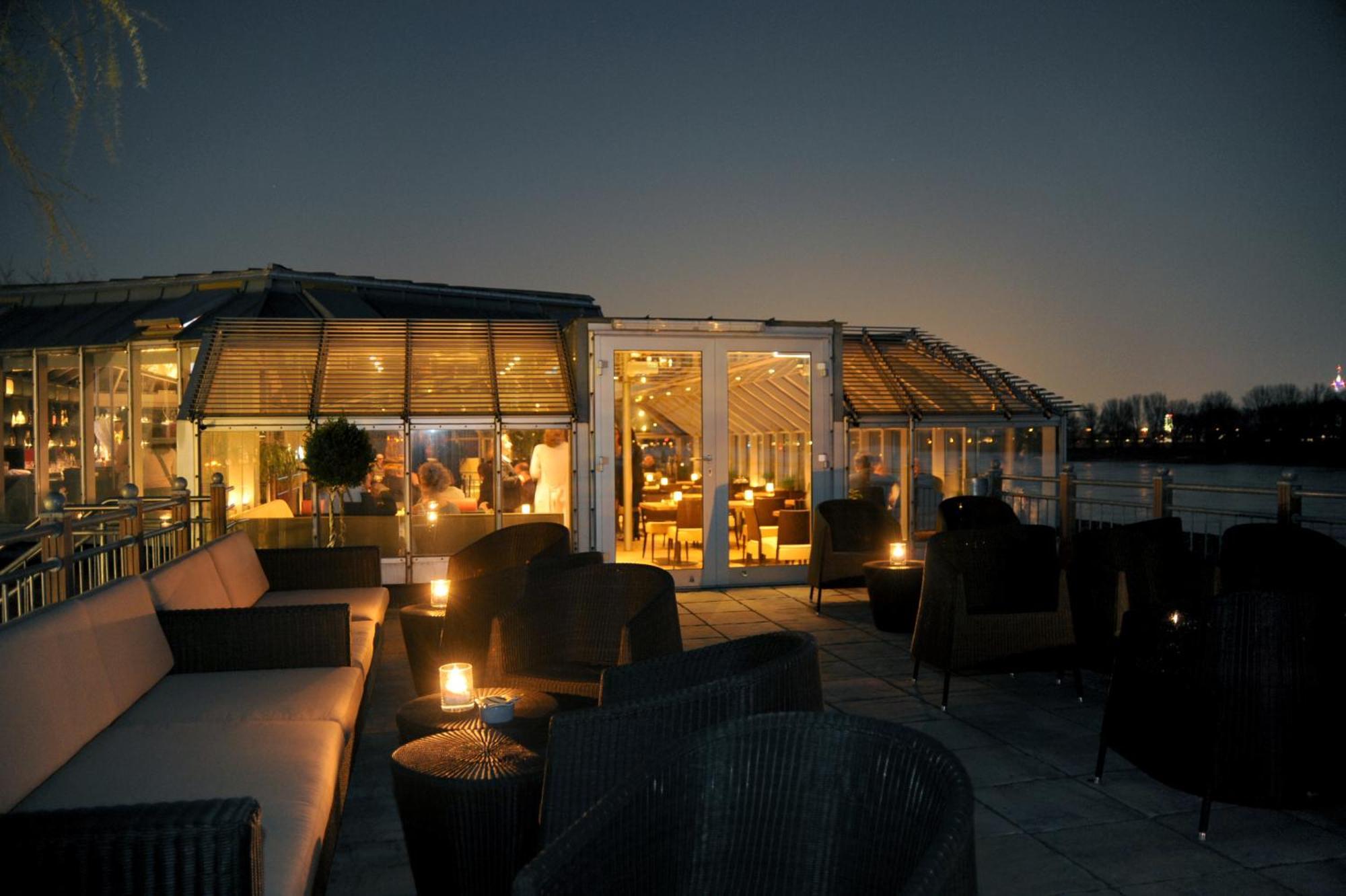 Schnellenburg Hotel Dusseldorf Ngoại thất bức ảnh