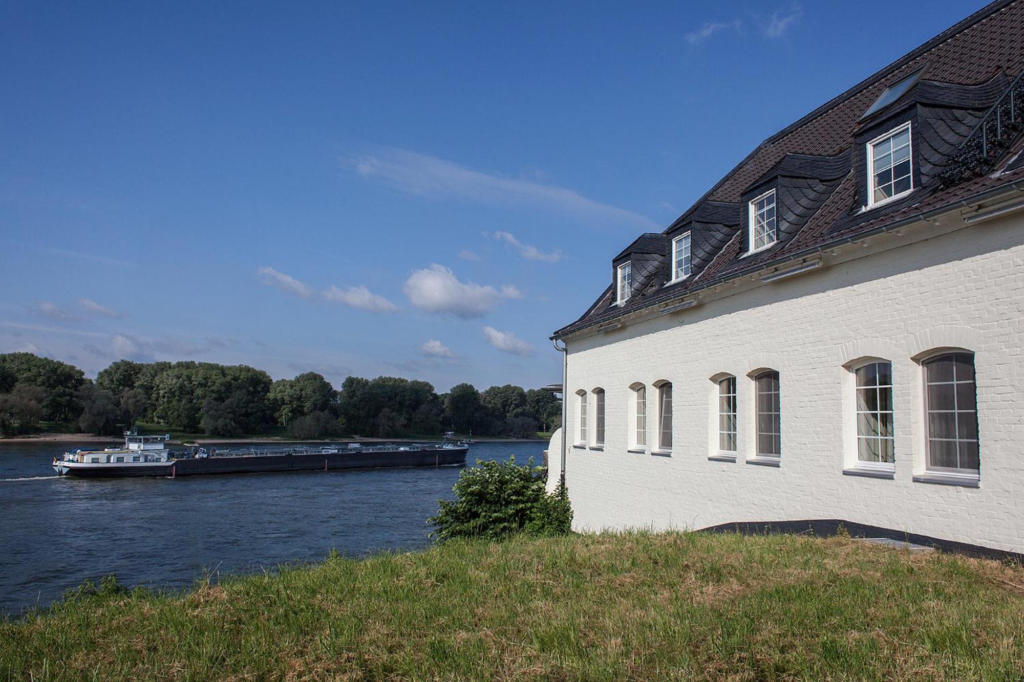 Schnellenburg Hotel Dusseldorf Ngoại thất bức ảnh