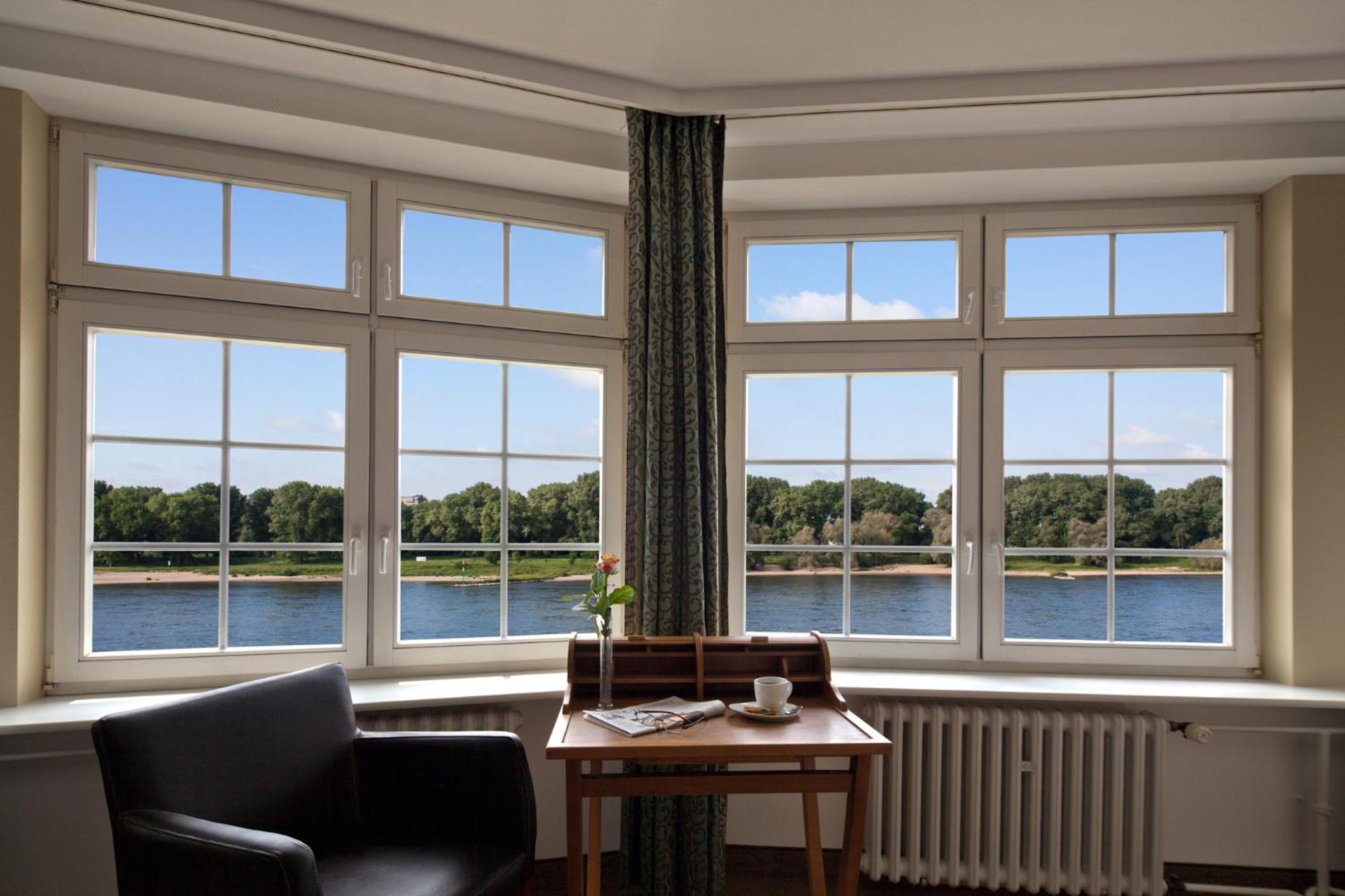 Schnellenburg Hotel Dusseldorf Ngoại thất bức ảnh