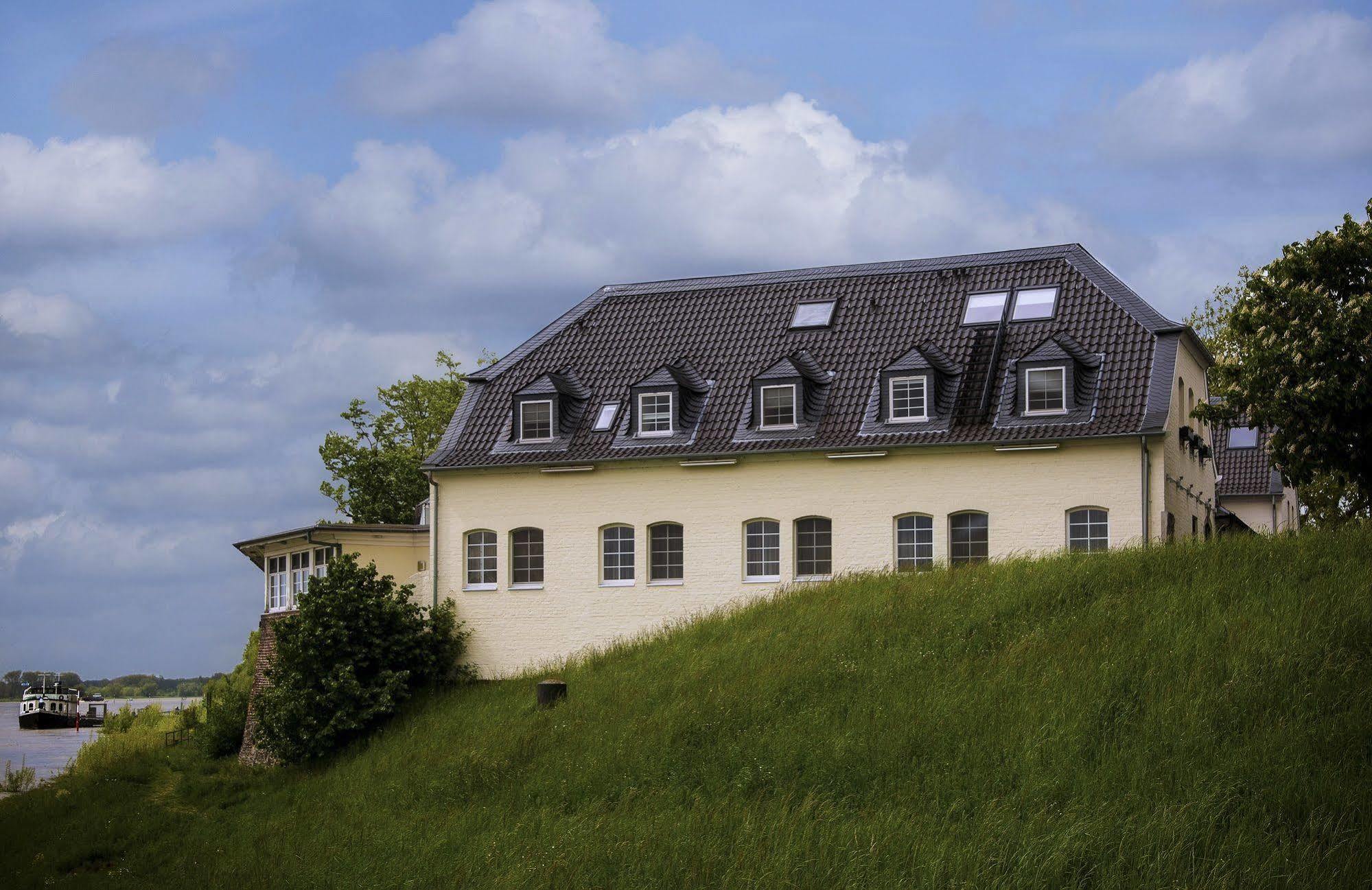 Schnellenburg Hotel Dusseldorf Ngoại thất bức ảnh